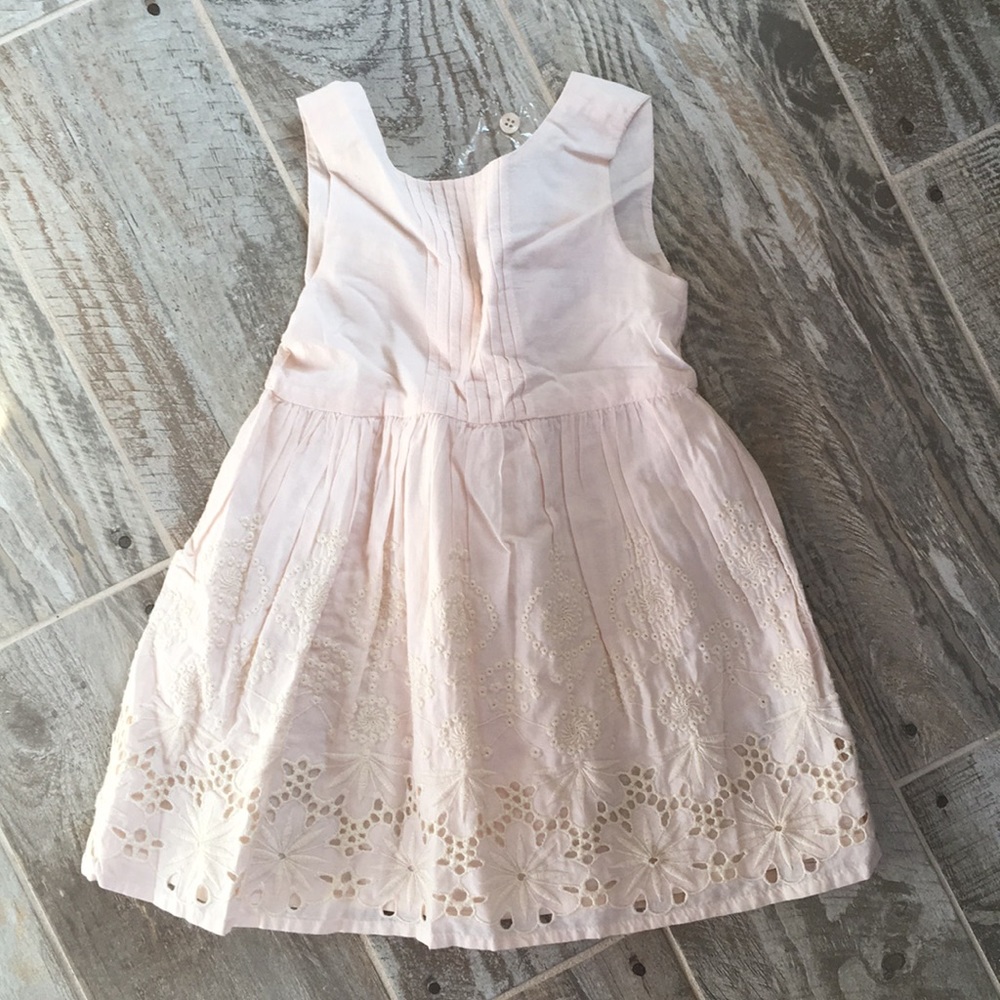 Really beautiful dress never worn